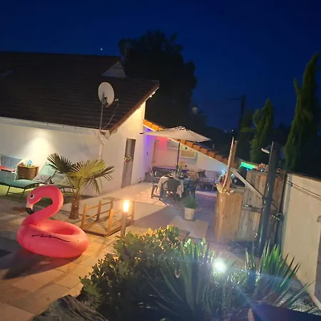 Escapade Du Roi Henri IV A Pau Maison Entierement Privee 6 Personnes & Bebe Avec Piscine, Spa, Brasero & Plancha Ideal Vacances, Week-End, Repos Ou Teletravail Exterior photo