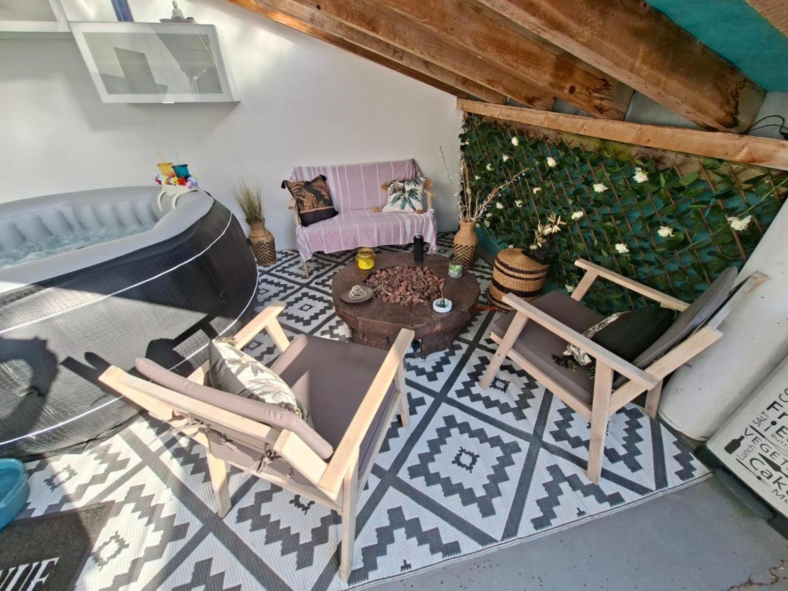 Hébergement de vacances Escapade Du Roi Henri Iv A Maison Entierement Privee 6 Personnes & Bebe Avec Piscine, Spa, Brasero & Plancha Ideal Vacances, Week-end, Repos Ou Teletravail *
