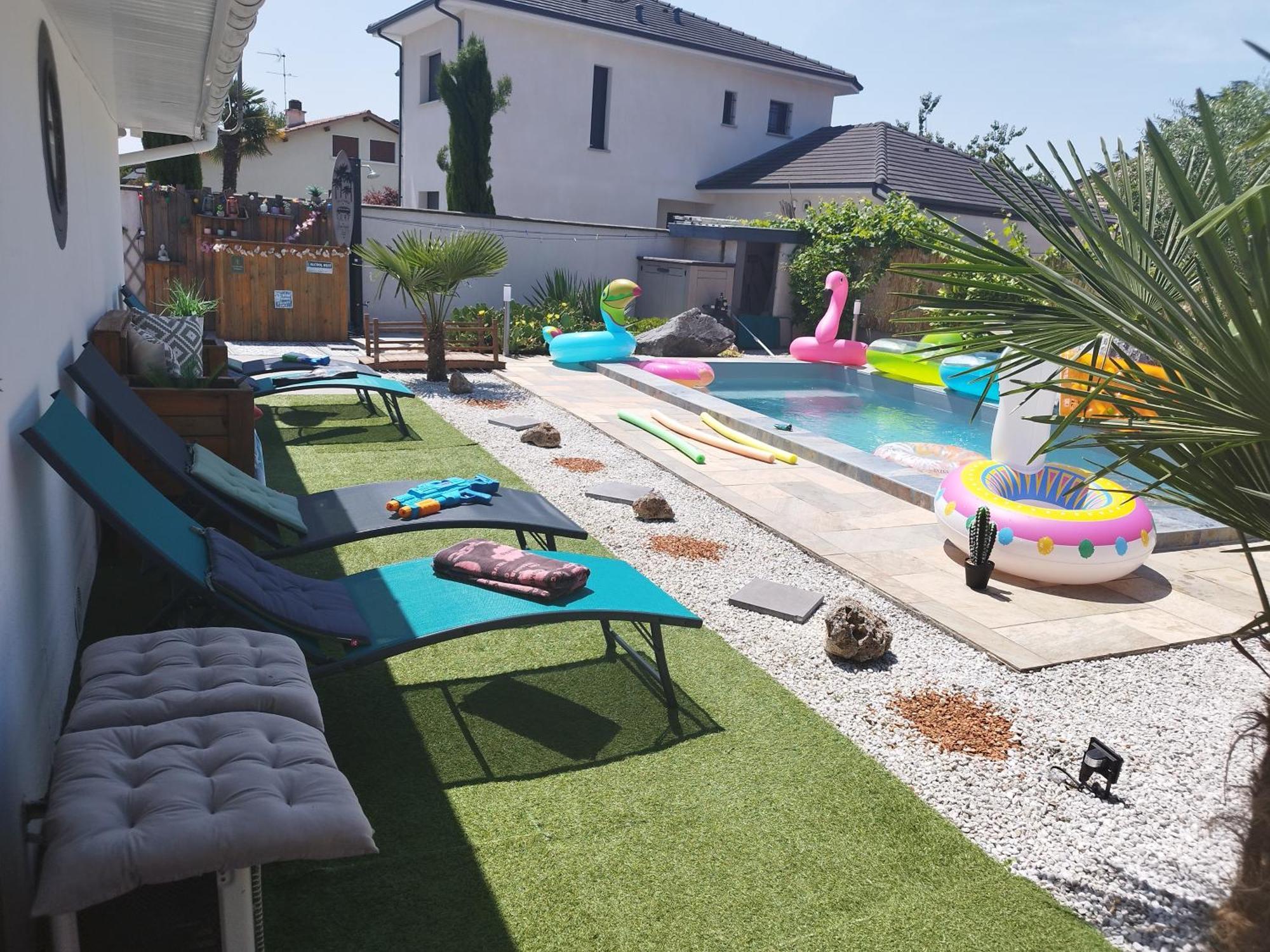 Escapade Du Roi Henri Iv A Maison Entierement Privee 6 Personnes & Bebe Avec Piscine, Spa, Brasero & Plancha Ideal Vacances, Week-end, Repos Ou Teletravail Сasa de vacaciones Pau