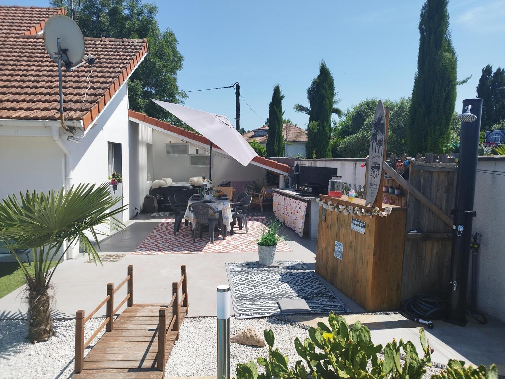Escapade Du Roi Henri Iv A Maison Entierement Privee 6 Personnes & Bebe Avec Piscine, Spa, Brasero & Plancha Ideal Vacances, Week-end, Repos Ou Teletravail